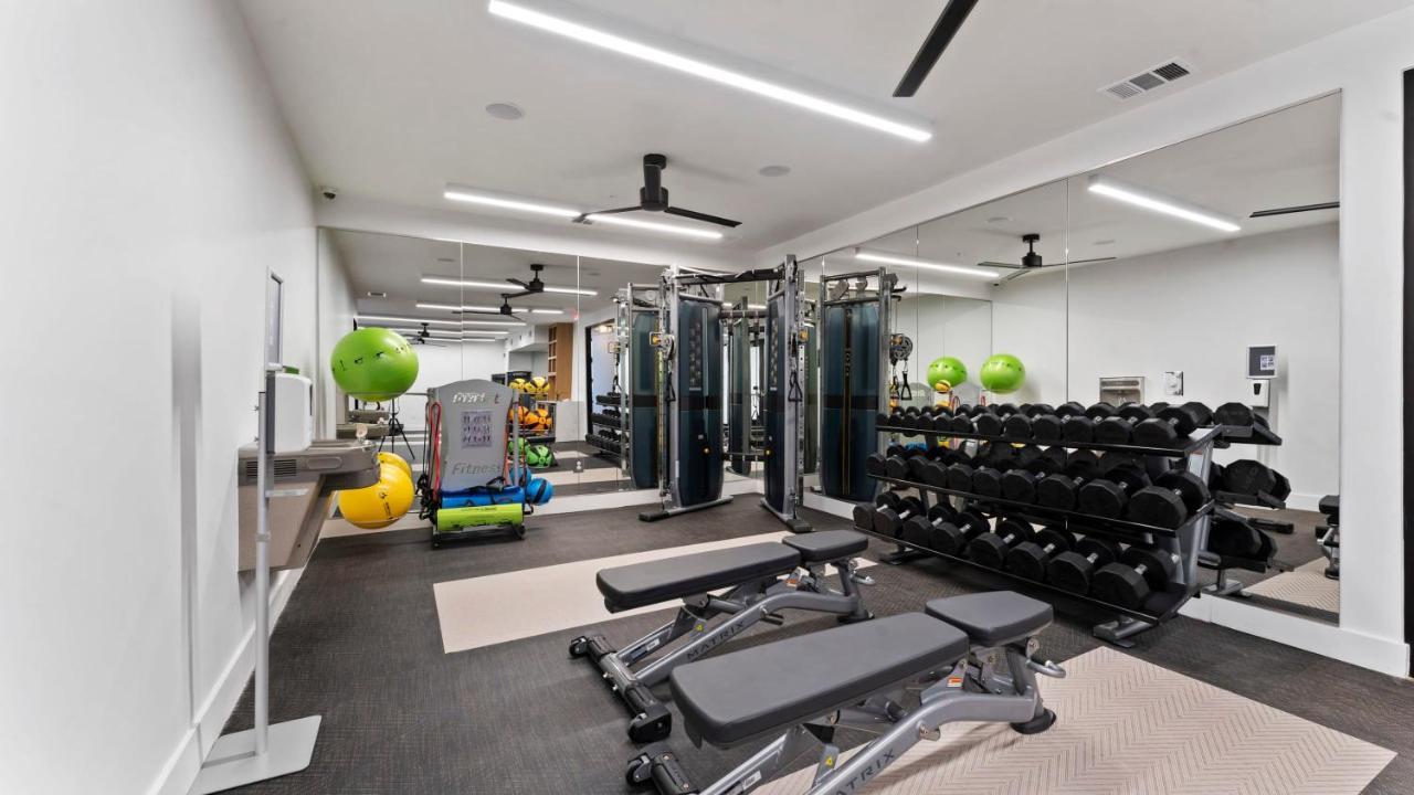 Luxury Central Apts - Free Parking, Gym, Fast Wifi Apartment ออสติน ภายนอก รูปภาพ